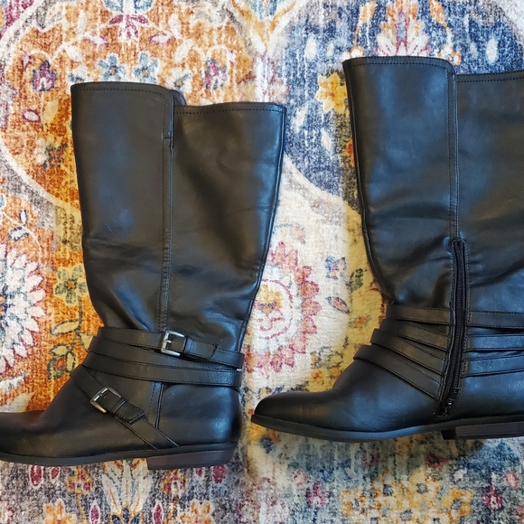 Madden Girl - Faux Leather Boots EUC - Picture 2 of 13